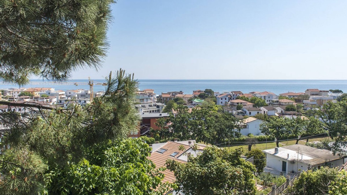 Marcelli Apartment | M261 - Marcelli, renovated three-room apartment with sea view terrace pt