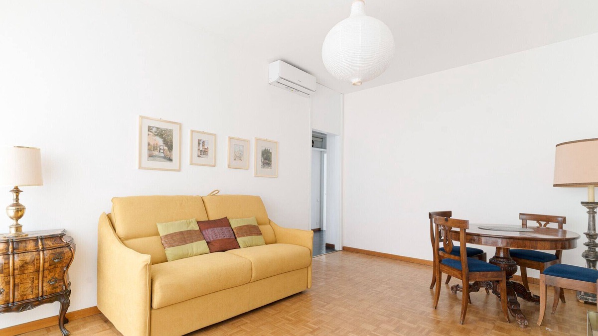 Zona Solari Apartment | M4 Coni Zugna Bright Apartment