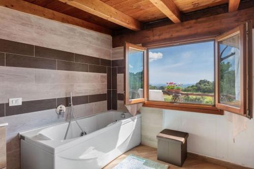 Aratena Villa | Ma'house- Villa with Jacuzzi & Sea view-