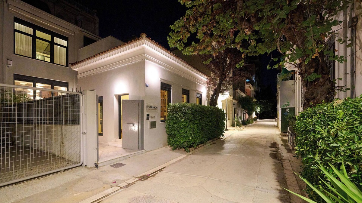 Kerameikos Villa | Ma Maison N°9 Downtown Villa, Jacuzzi, Parking