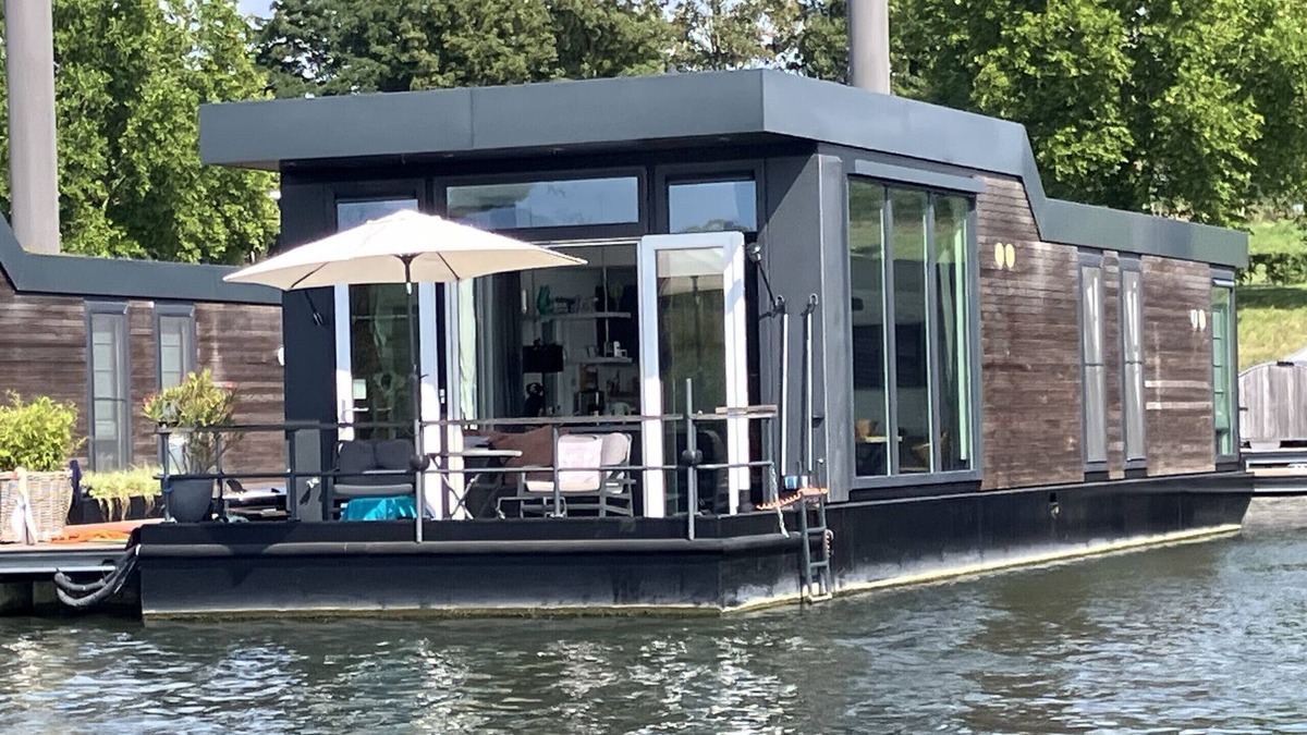 Ohe en Laak Boat Rental | Maasterp - Woonboot 16