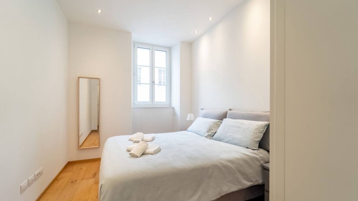 Trieste Old Town Apartment | Machiavelli Palace - Elegant Apartment x4
