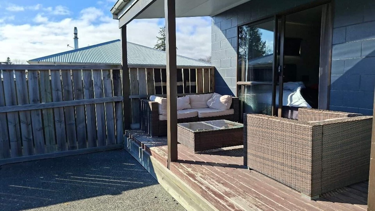 Fairlie Hotel | Mackenzie Motels