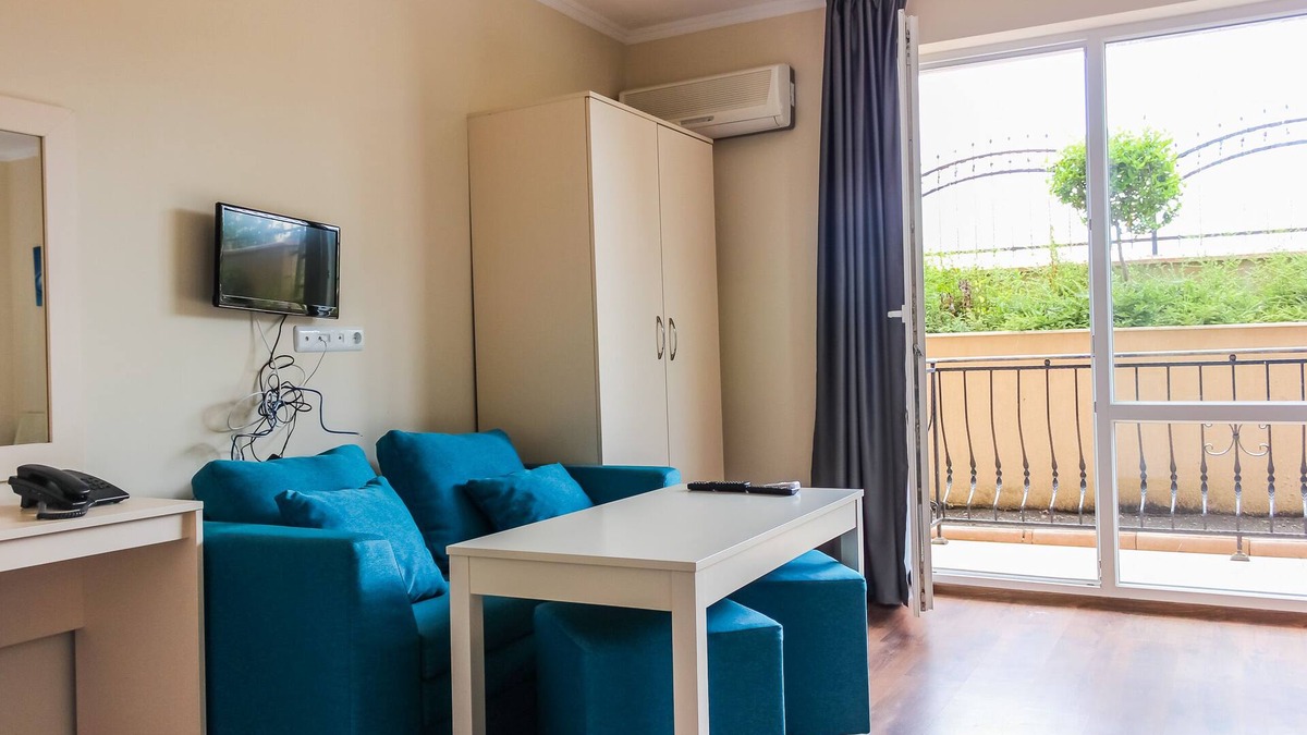 Intsaraki Condo | Macon Residence is one of the most modern holiday complex in Sveti Vlas.
