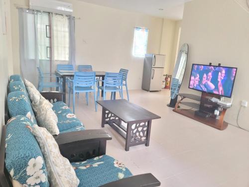 Basak Apartment | mactan bayswater guesthouse 3 room