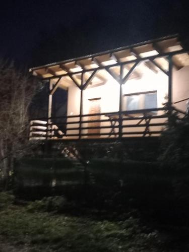 Szentendrei House | Madárles