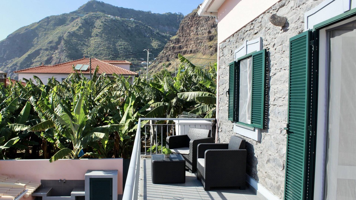 Madalena do Mar House | Madalena do Mar Beach House