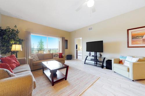 Madeira Beach Apartment | Madeira Bay Resort 508