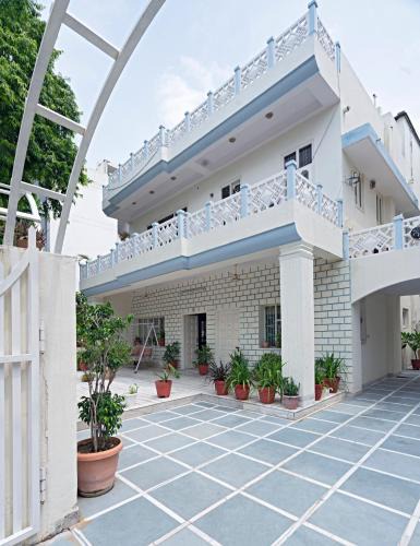 Vaishali Nagar Bed & Breakfast | Madhav's Mallet - A Boutique Homestay