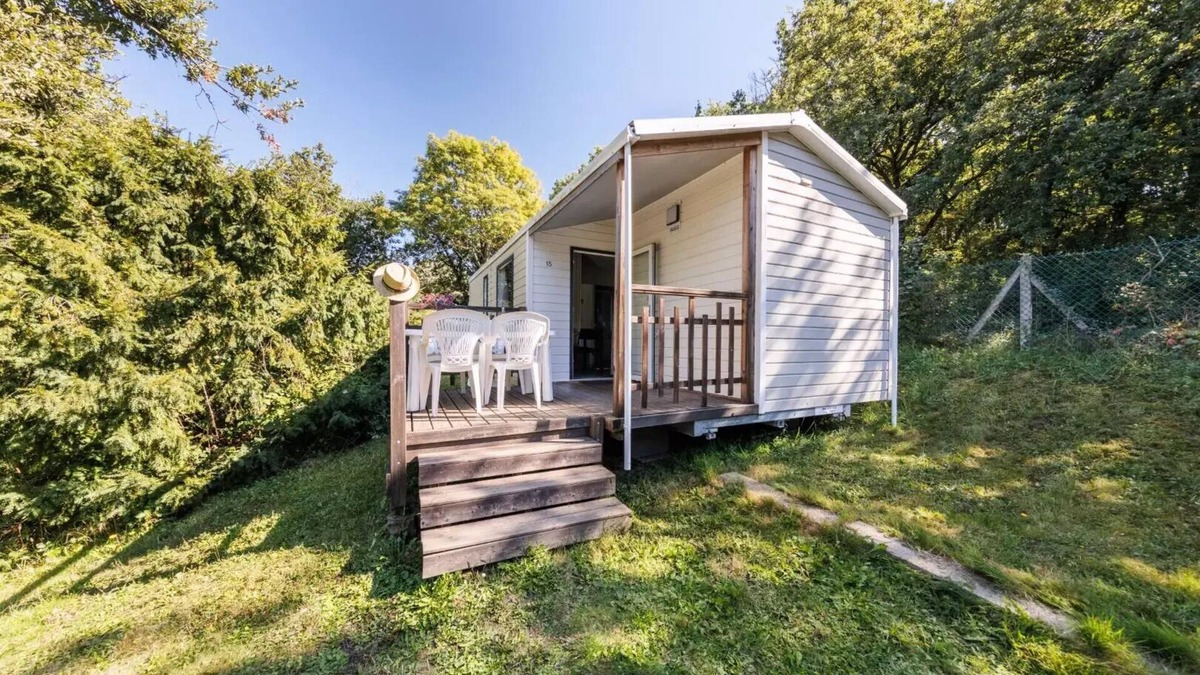 Chatel-Guyon House | Maeva Respire campsite in La Croze * - Mobile home Zen 3 Rooms 4 People + TV
