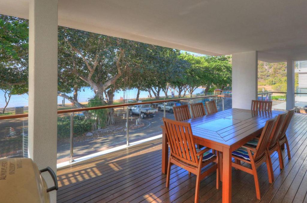 Horseshoe Bay Apartment | Maggies Beachfront Apartment 3