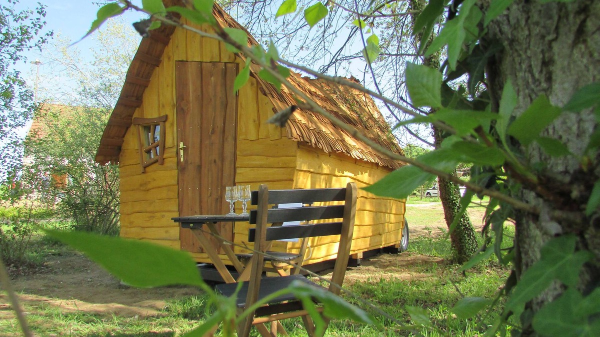 Chassenard Cabin | Magic cabin