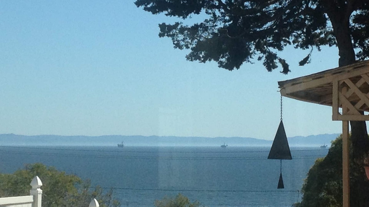 Summerland House | MAGICAL 5-STAR RATED OCEAN VIEW CUSTOM HOME - PLEASE READ ALL OUR GUEST REVIEWS
