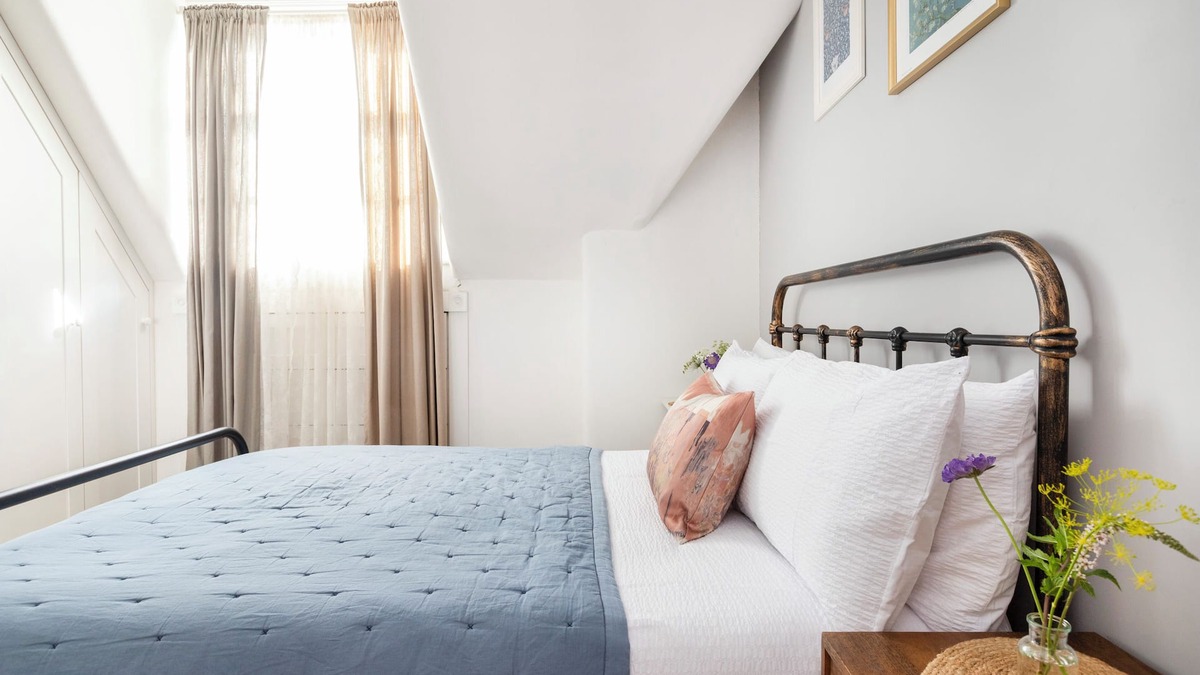 Hanger Hill Cottage | Magical Arts and Craft Cottage - Ealing W5 (15 mins to W1)