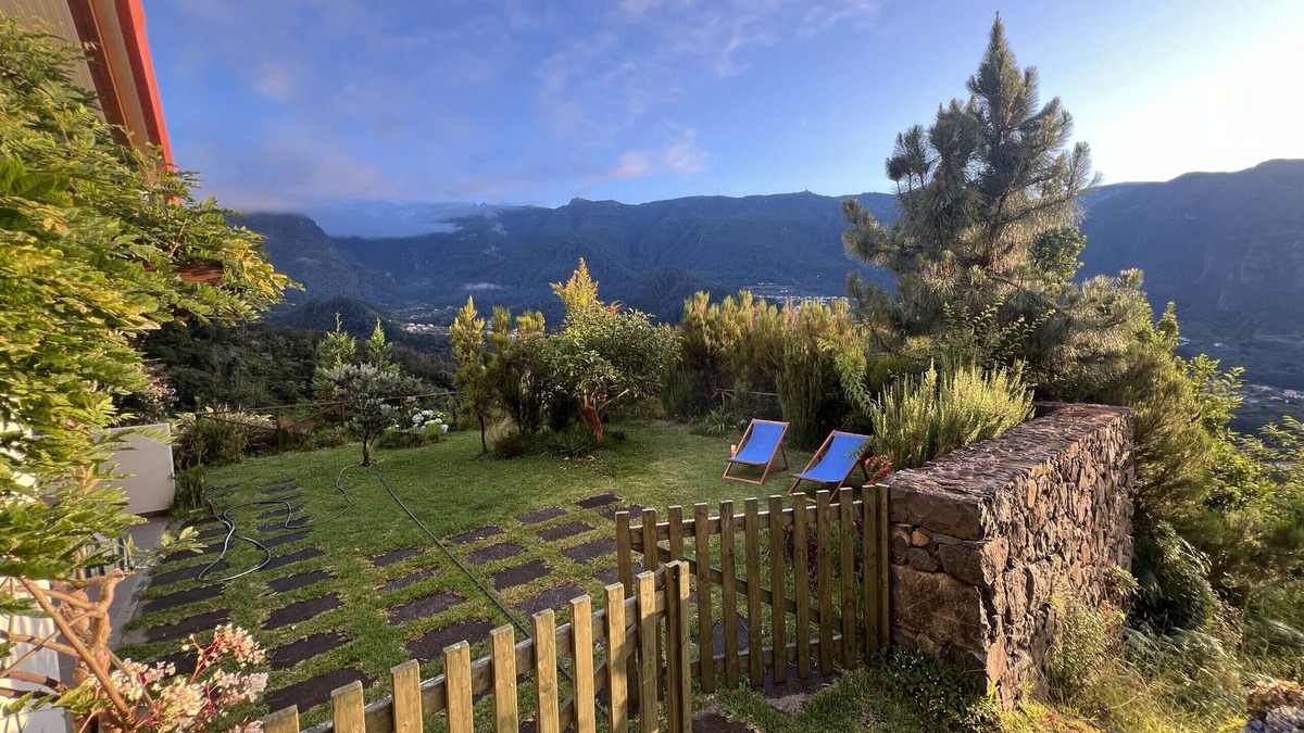 Sao Vicente Cottage | Magical Mountain Retreat - Zembica by Atlantic Holiday