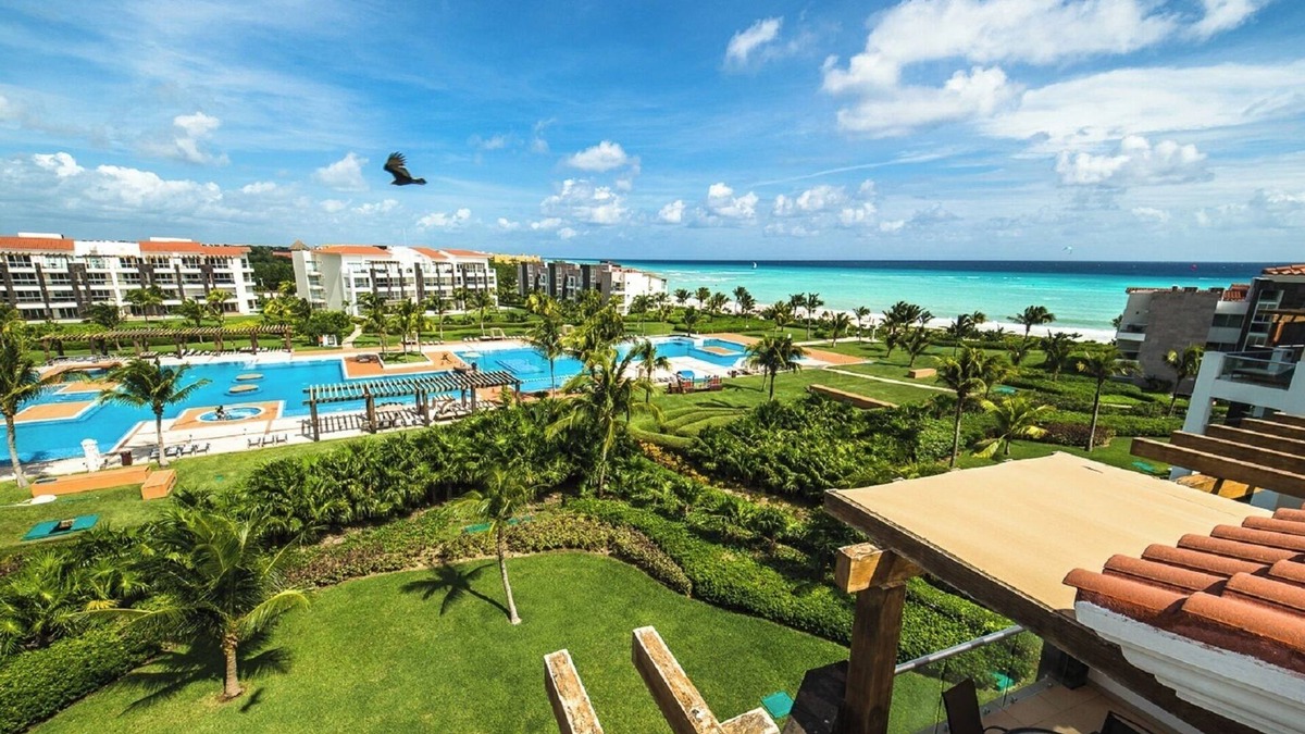 Puerto Juarez Apartment | Magical PENTHOUSE, truly a hidden gem! Private beach, gym, spa and restaurants!