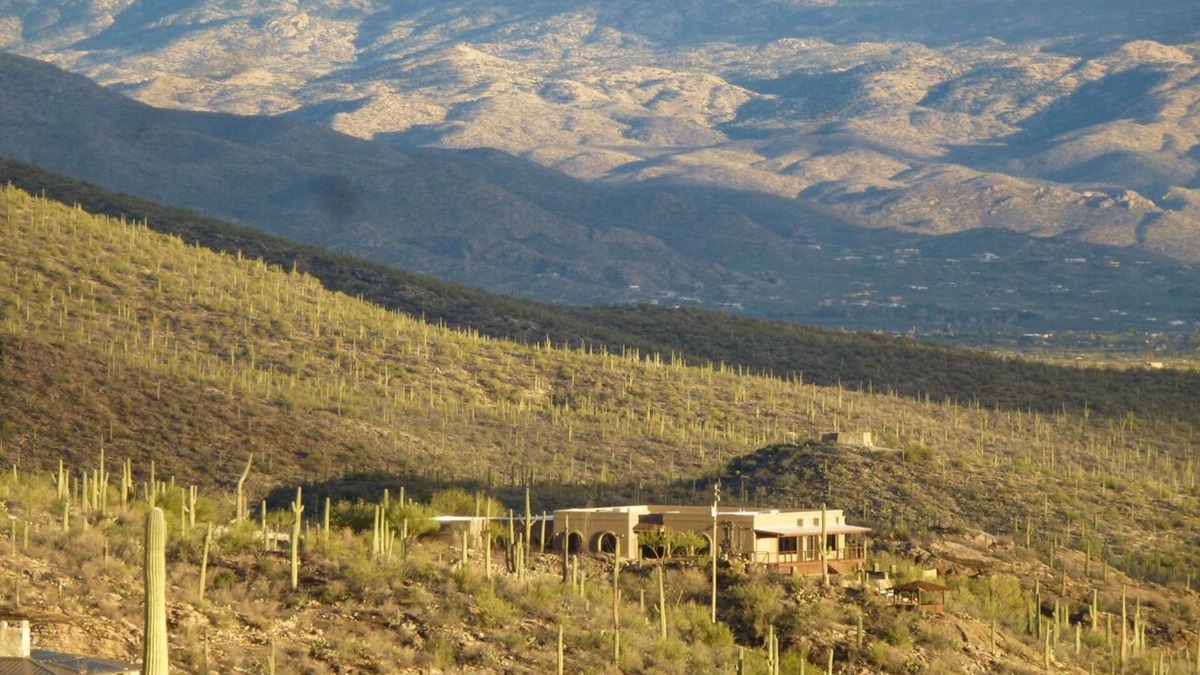 Tucson House | Magical, Private, High-End, Mountain-Top Estate