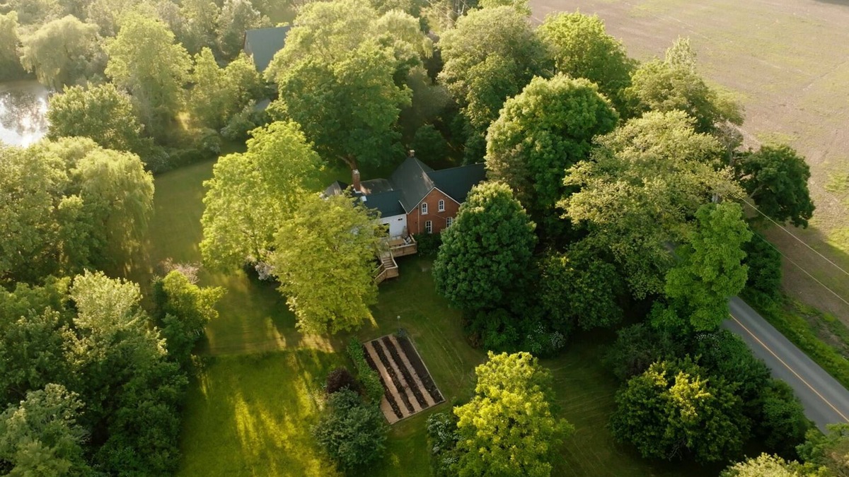 Fort Erie Other | Magical Victorian 35 Acre Estate