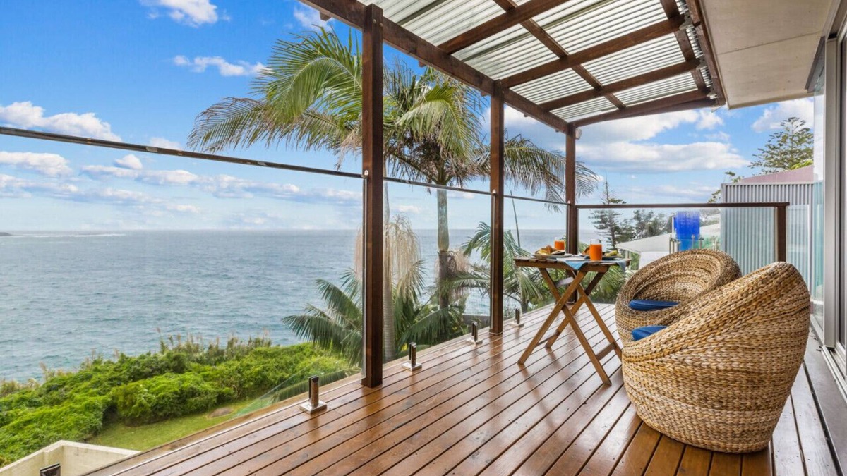 Dee Why Apartment | MAGICAL VIEWS OF DEE WHY