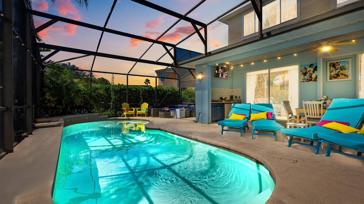 Sunset Lakes House | MagicalEverAfterRetreat Sleep17 Pvt Pool Game Rm