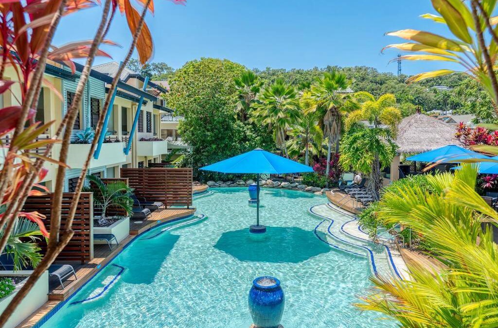 Port Douglas Apartment | Magnificent 2 bed unit in heart of Port Douglas