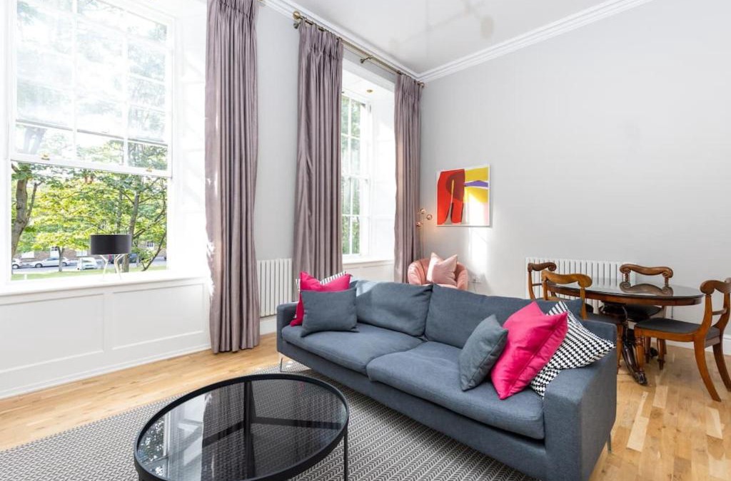 Ballsbridge Apartment | Magnificent 2 Bedroom Flat in Historic Army Barracks