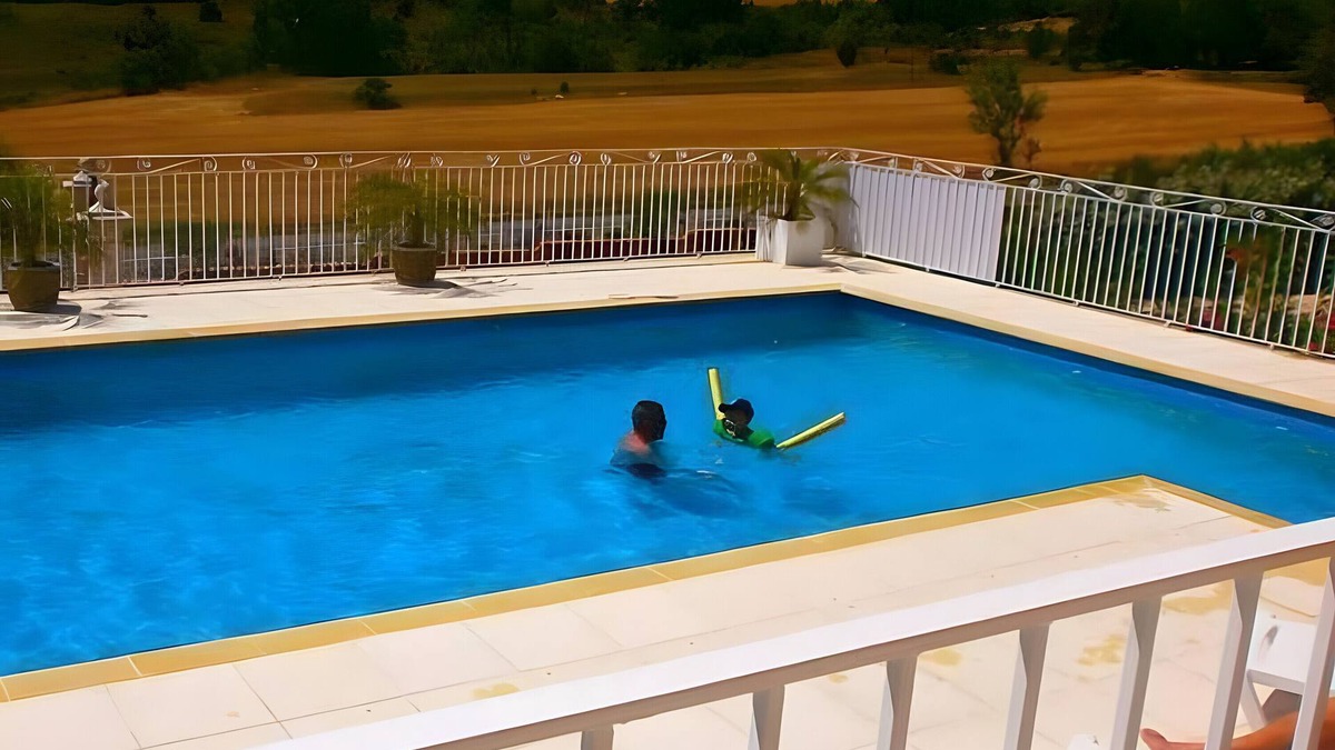 Lagorce Cottage | Magnificent Accommodation in Southern Ardèche with Peaks