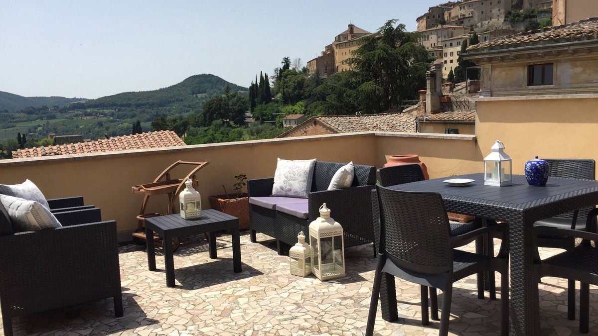 Montepulciano Apartment | Magnificent and Bright 2 BR Apt. with Terrace