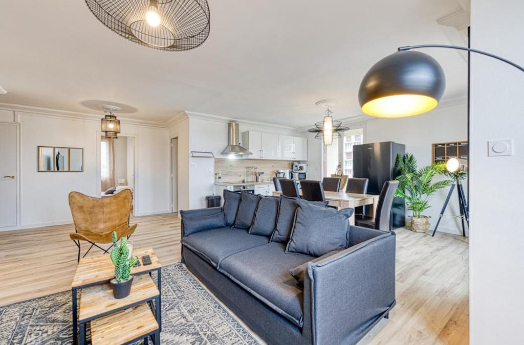 Secteur 3 Apartment | Magnificent apartment, 4 bedrooms, fiber wifi