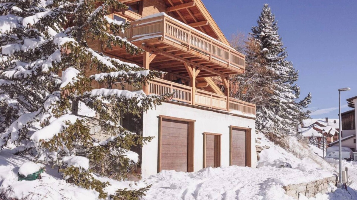 Montgenevre Ski Chalet | Magnificent chalet at the foot of the slopes with breathtaking views!