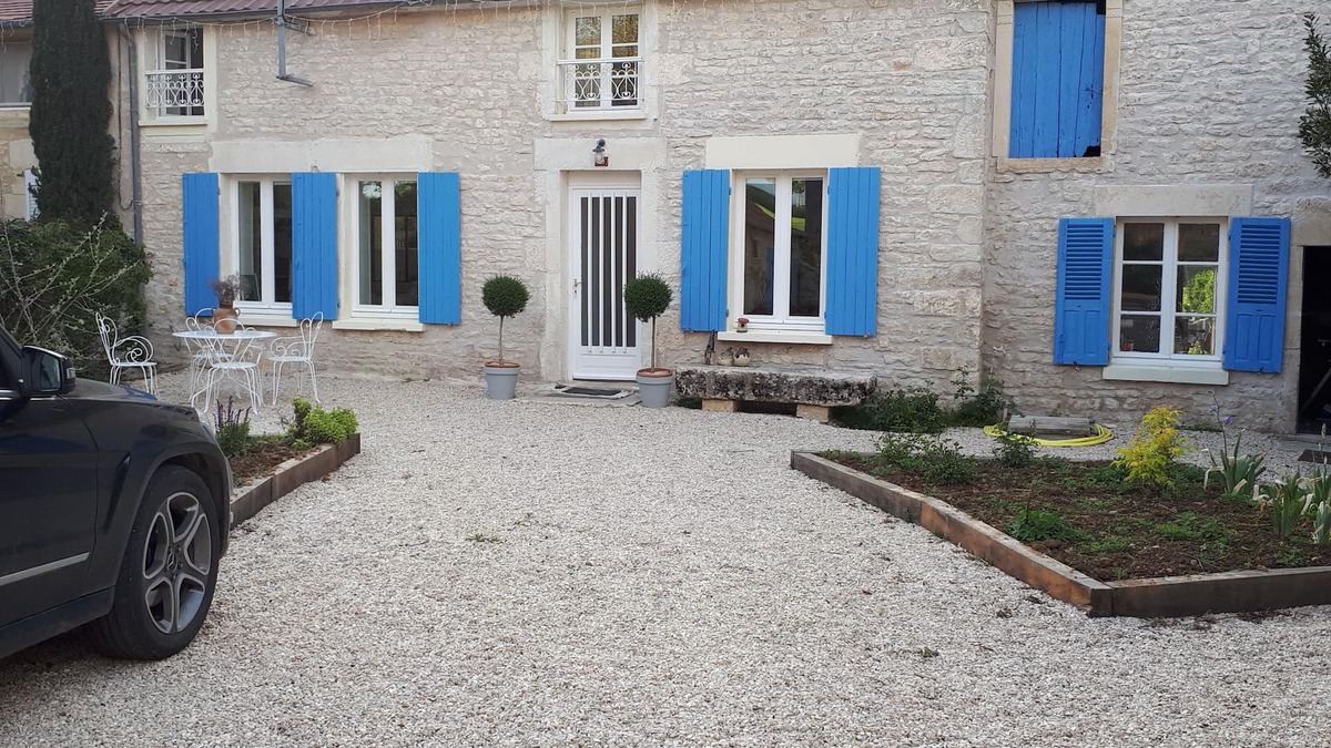 Suilly-la-Tour House | Magnificent country house