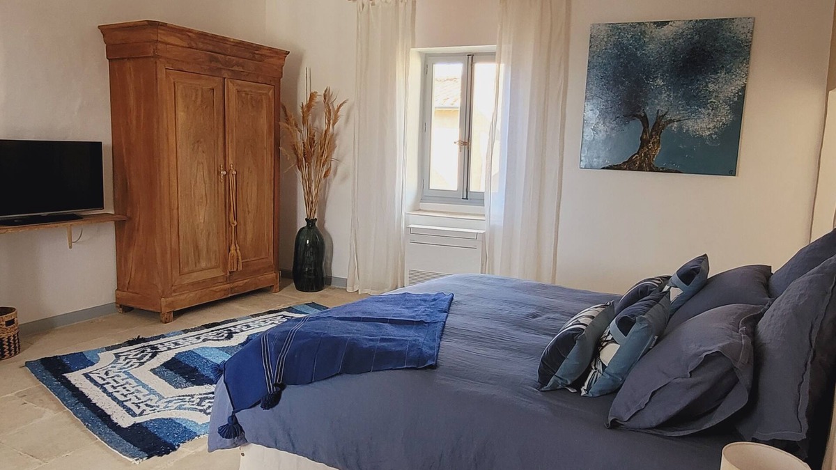 Congenies Bed & Breakfast | Magnificent Duplex apartment: balneo, spa, swimming pool