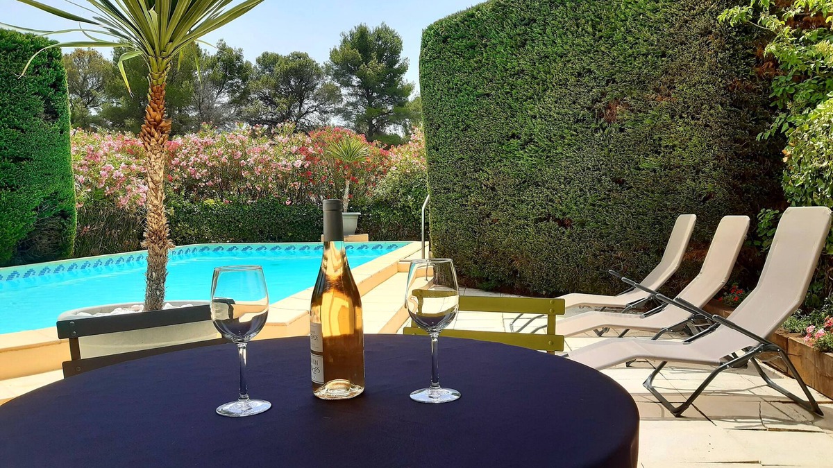 Cazouls-les-Beziers House | Magnificent country houses and swimming pool in the south of France