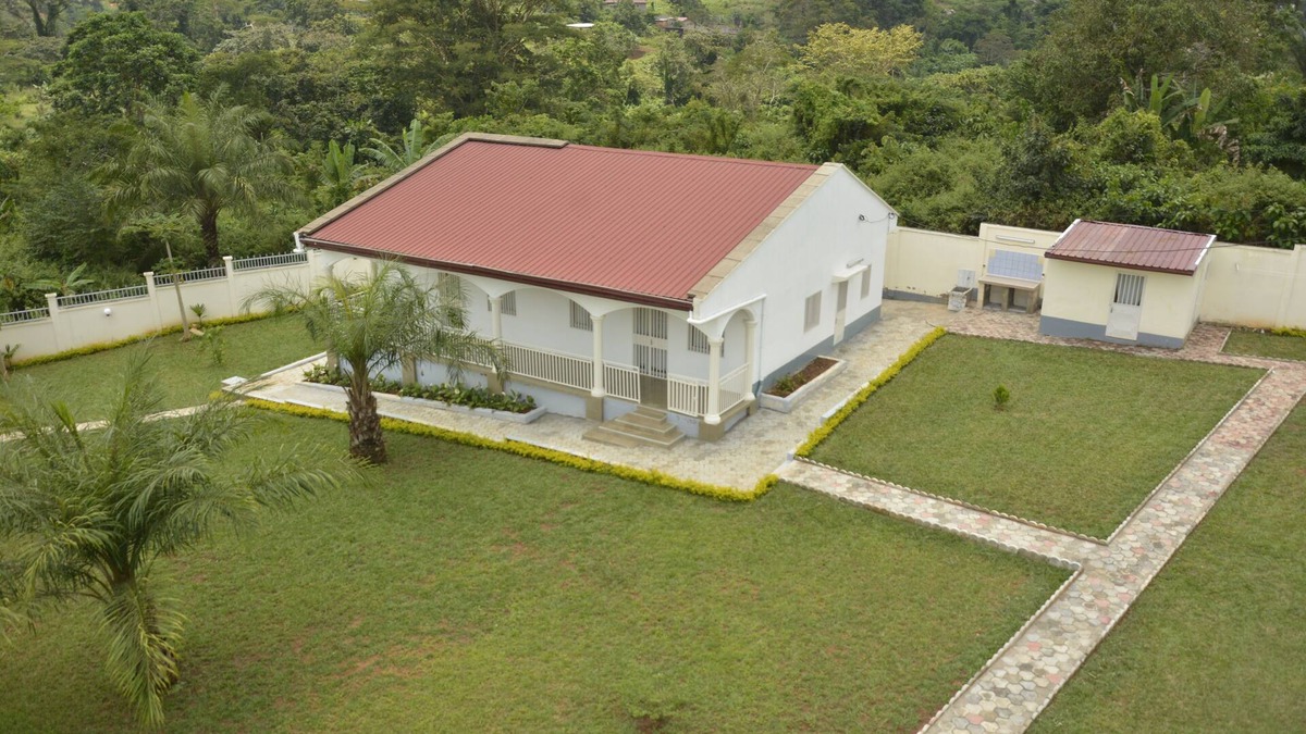 Yaounde Villa | MAGNIFICENT FURNISHED VILLA NYOM 2 YAOUNDE