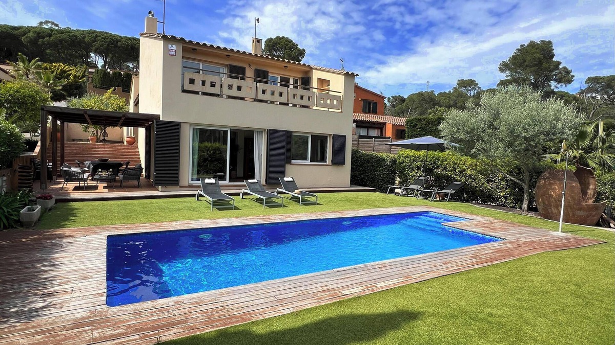 Begur Villa | Magnificent house in Begur with private pool and garden