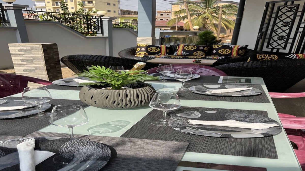 Yaounde Villa | Magnificent house in quiet residential area