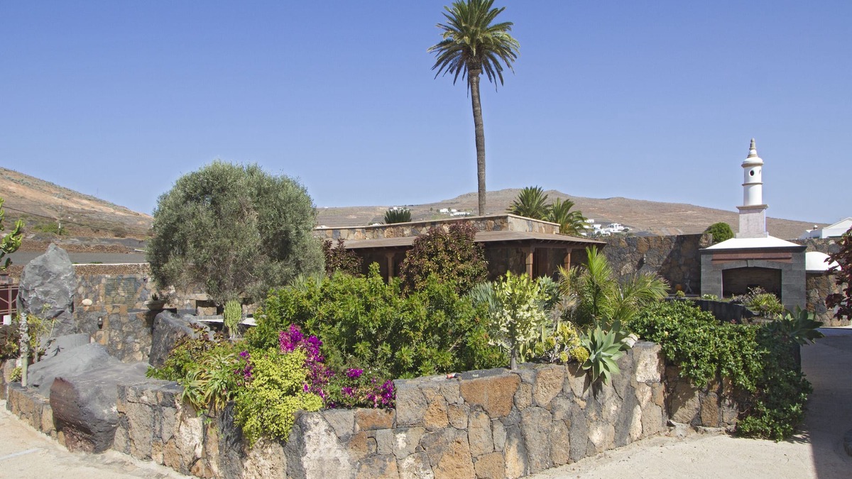 Los Valles Villa | Magnificent house in the countryside, very quiet.