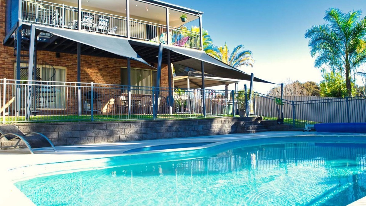 Long Jetty House | Magnificent Lakeview House - Long Jetty