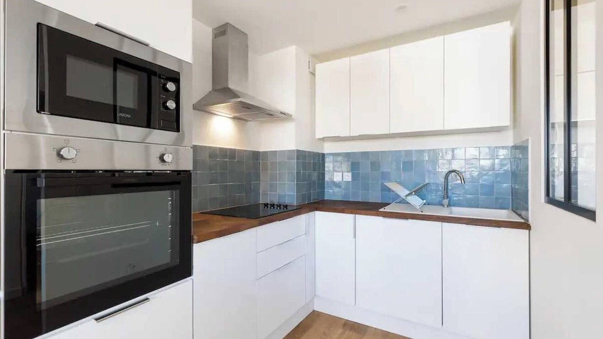 Le Rouet Apartment | Magnificent Modern 2 Bedrooms Apartment - Castellane District