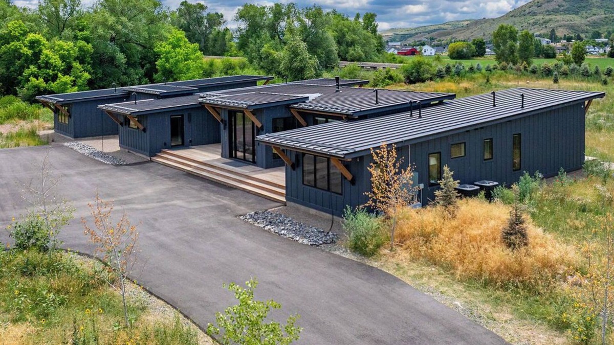 Morgan County House | Magnificent Mountain Estate in Morgan