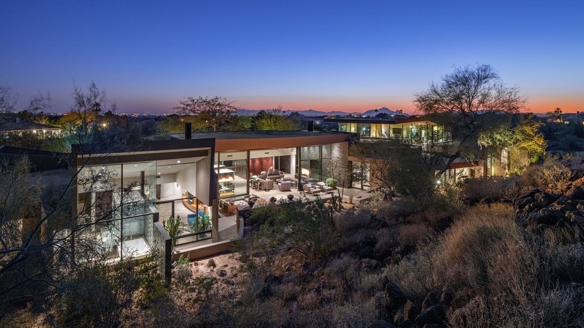 Central Scottsdale House | Magnificent Mountainside Estate with Ultimate Privacy