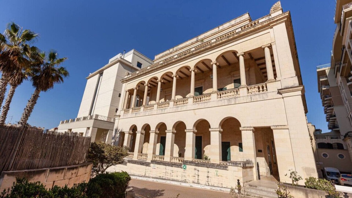Sliema Apartment | Magnificent Palazzo Suites in the heart of Sliema