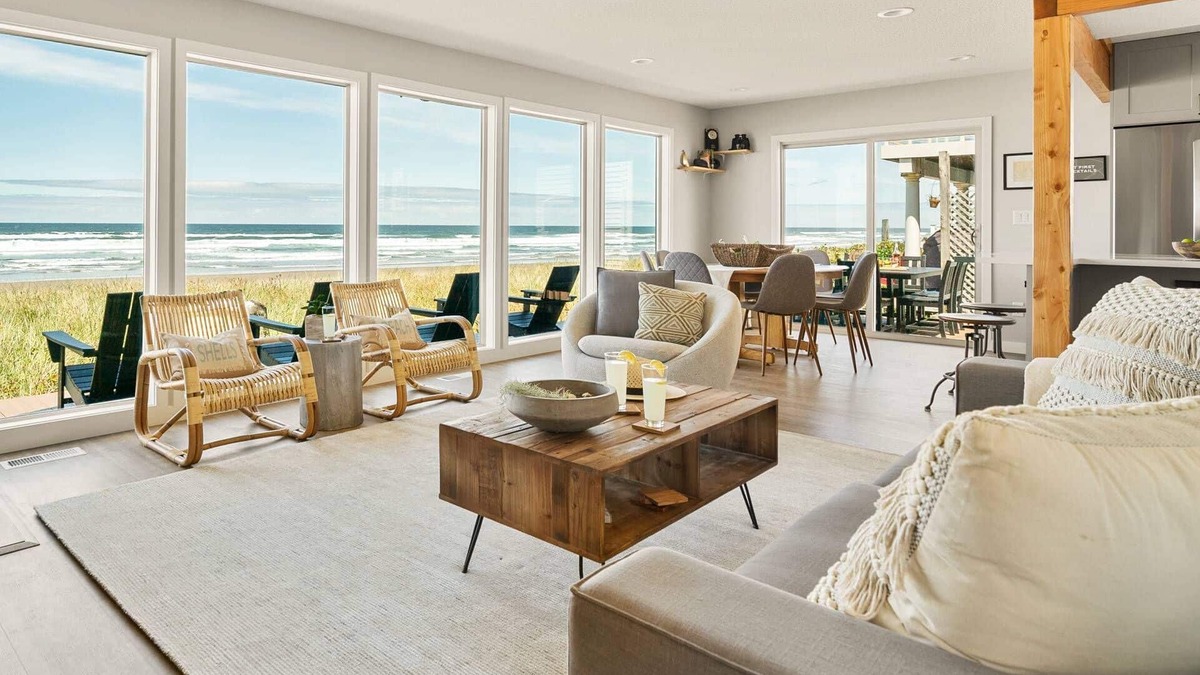 Rockaway Beach House | Magnificent Panoramic Ocean & Beach Views, Hot Tub, Game Room, BBQ, Fully Updated in Open Layout