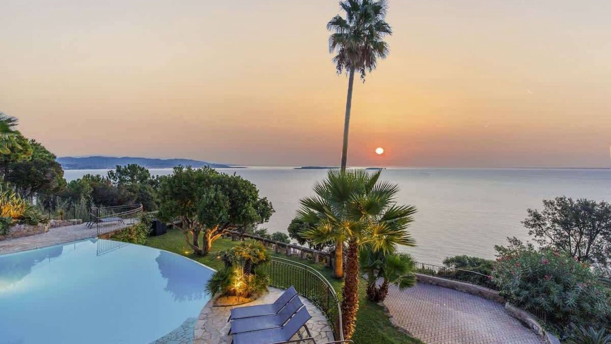 Theoule-Superieur Villa | Magnificent villa with sea view in Theoule sur Mer