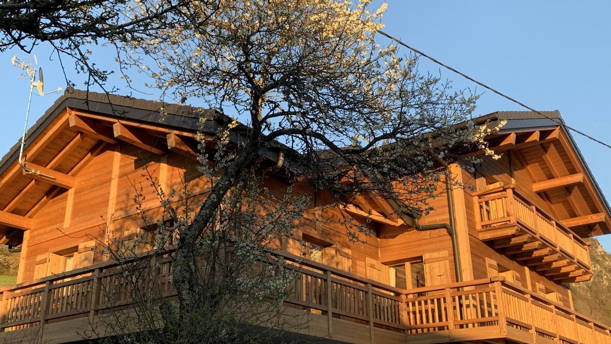 Vacheresse Ski Chalet | MAGNIFICENT WOODEN CHALET