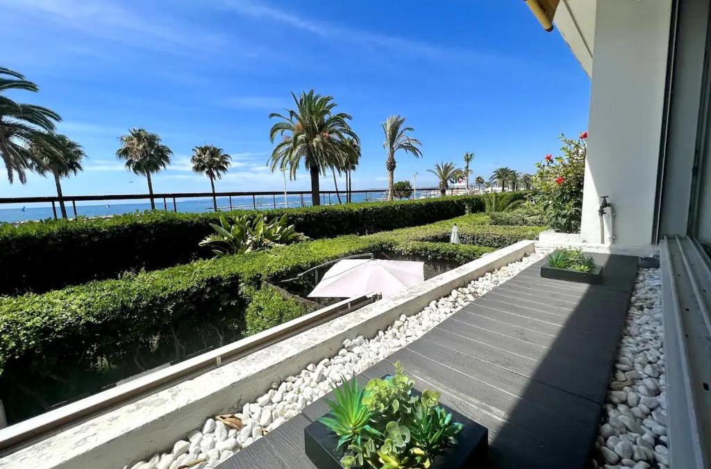 Saint-Laurent-du-Var Apartment | Magnifique appartement les pieds dans l’eau à Nice