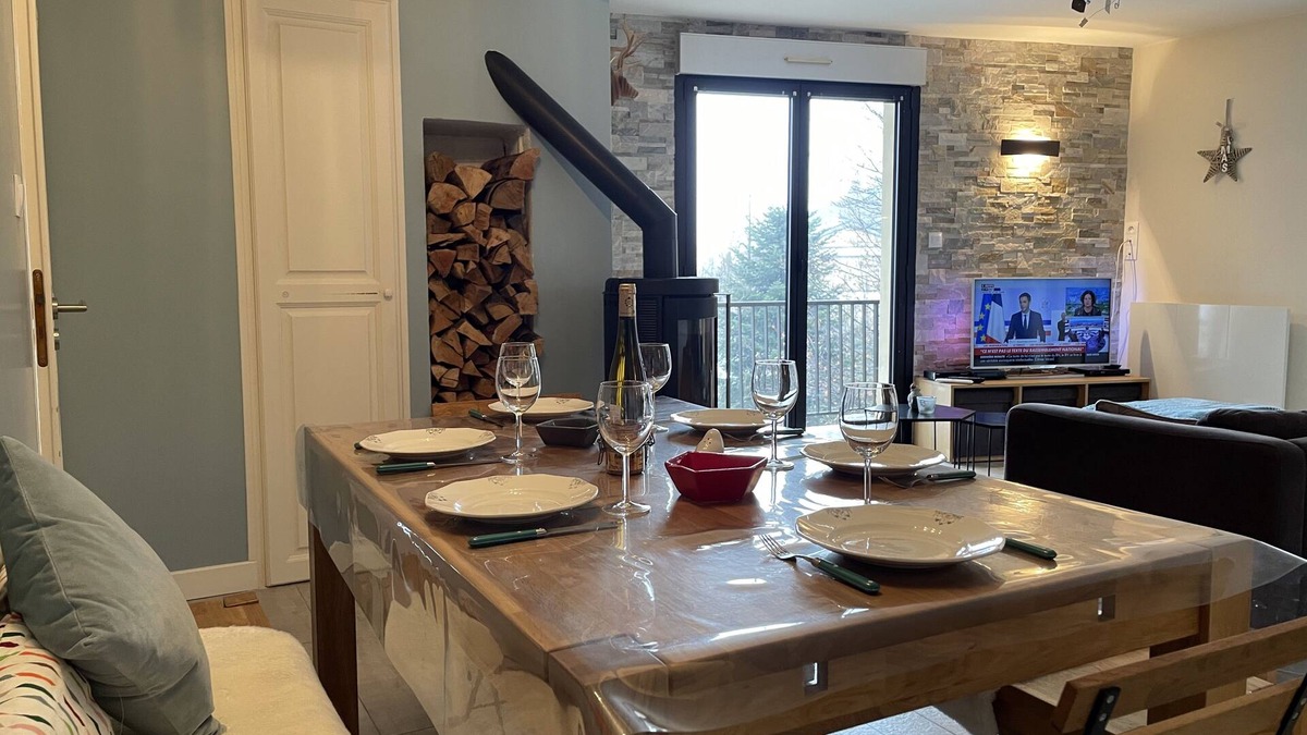 Ax-les-Thermes Apartment | Magnifique Appartement 7 Pers Proche Pistes vue Magnifique sur la Montagne