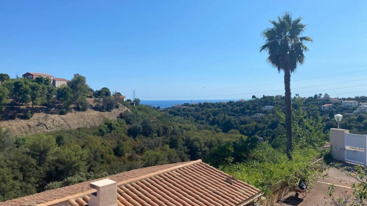 Saint Pierre de Feric Villa | Magnifique Villa Familiale Avec Piscine