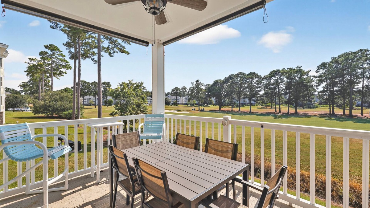 Central Myrtle Beach Condo | Magnolia Pointe Luster Leaf 4882-202