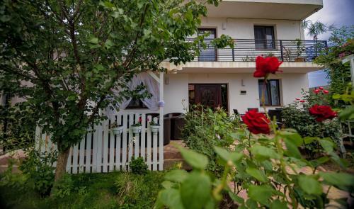 Vama Veche House | Magnolia